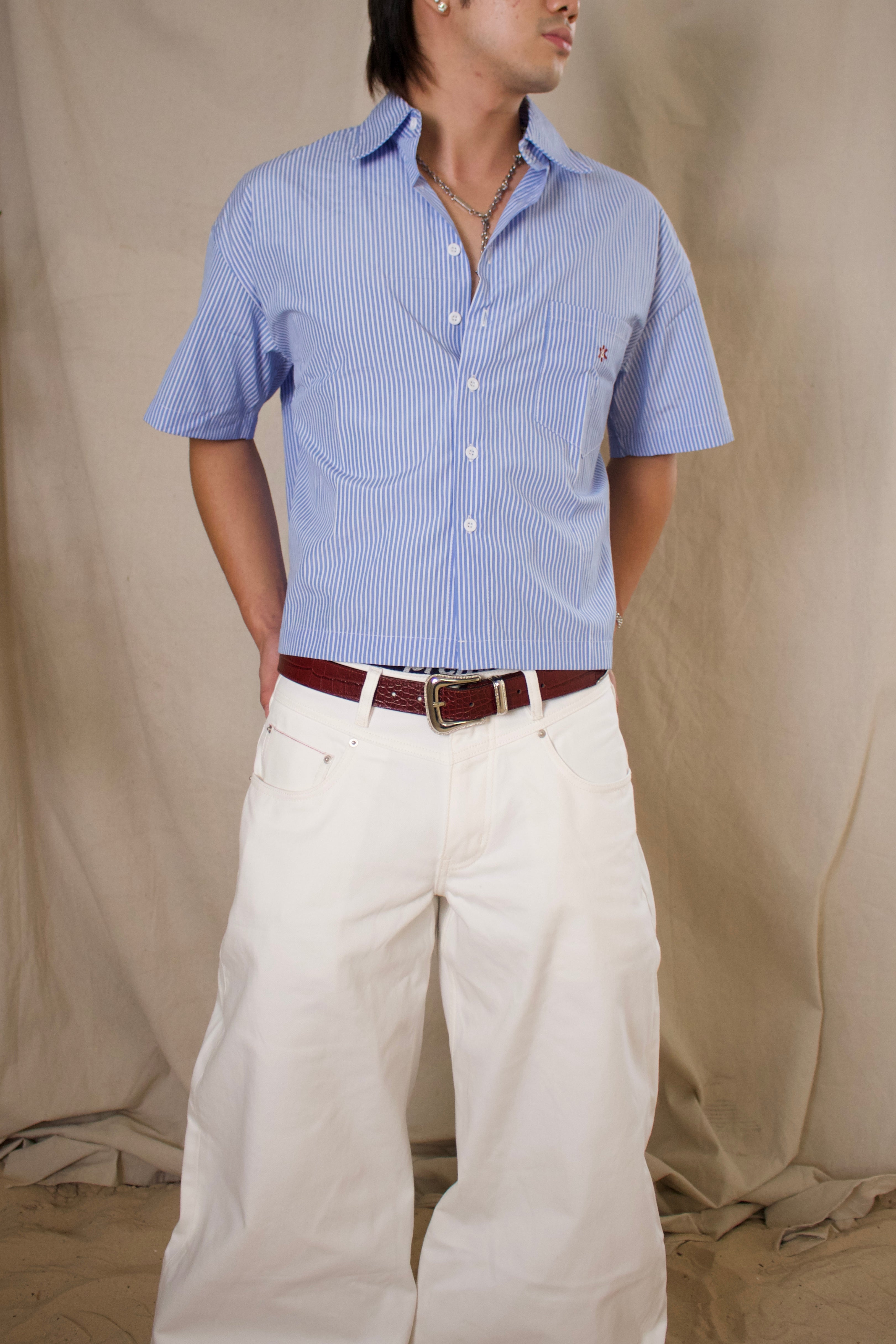 BLUE STRIPED BUTTON-UP