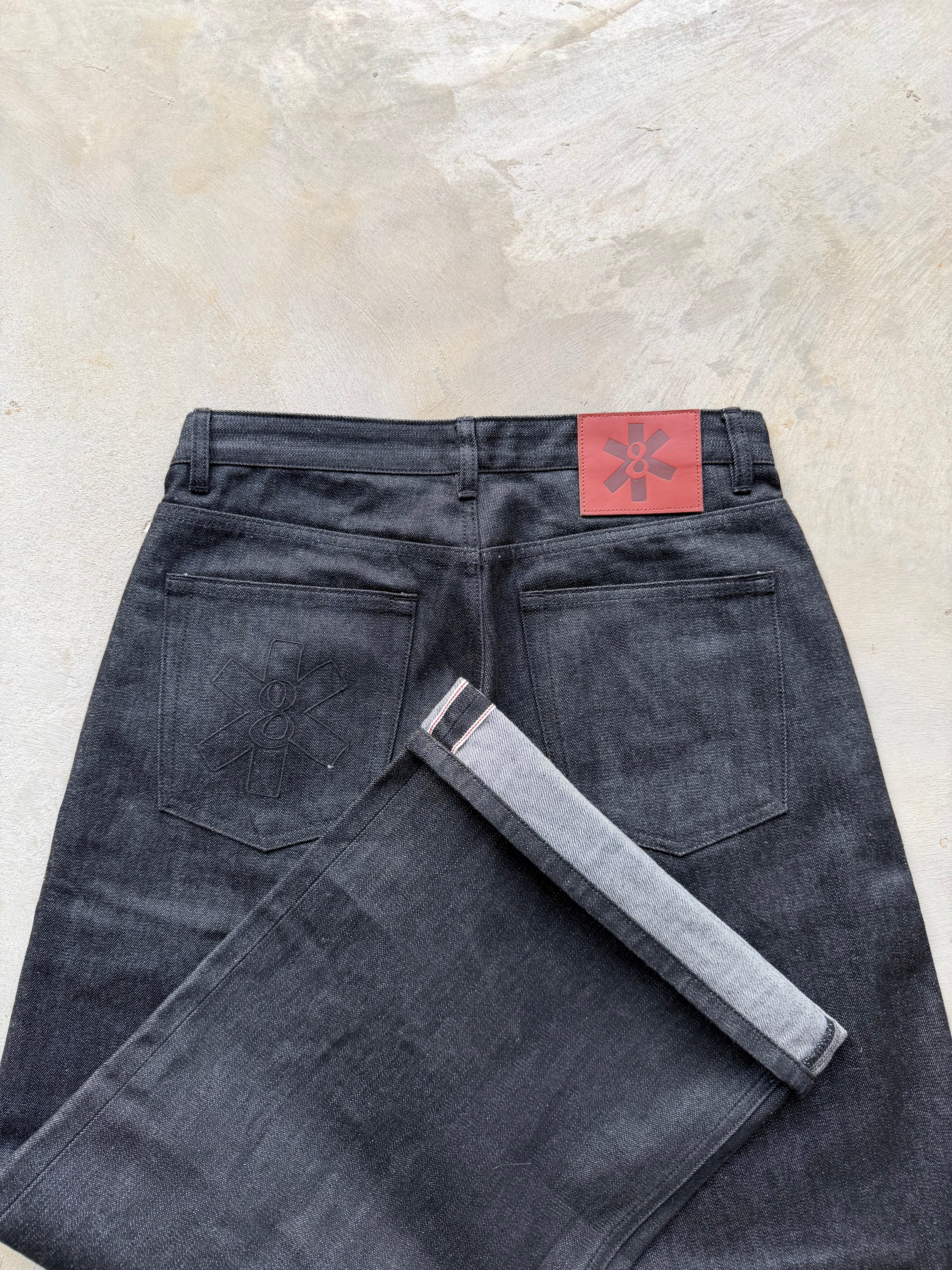 RAW CHARCOAL SELVEDGE DENIM