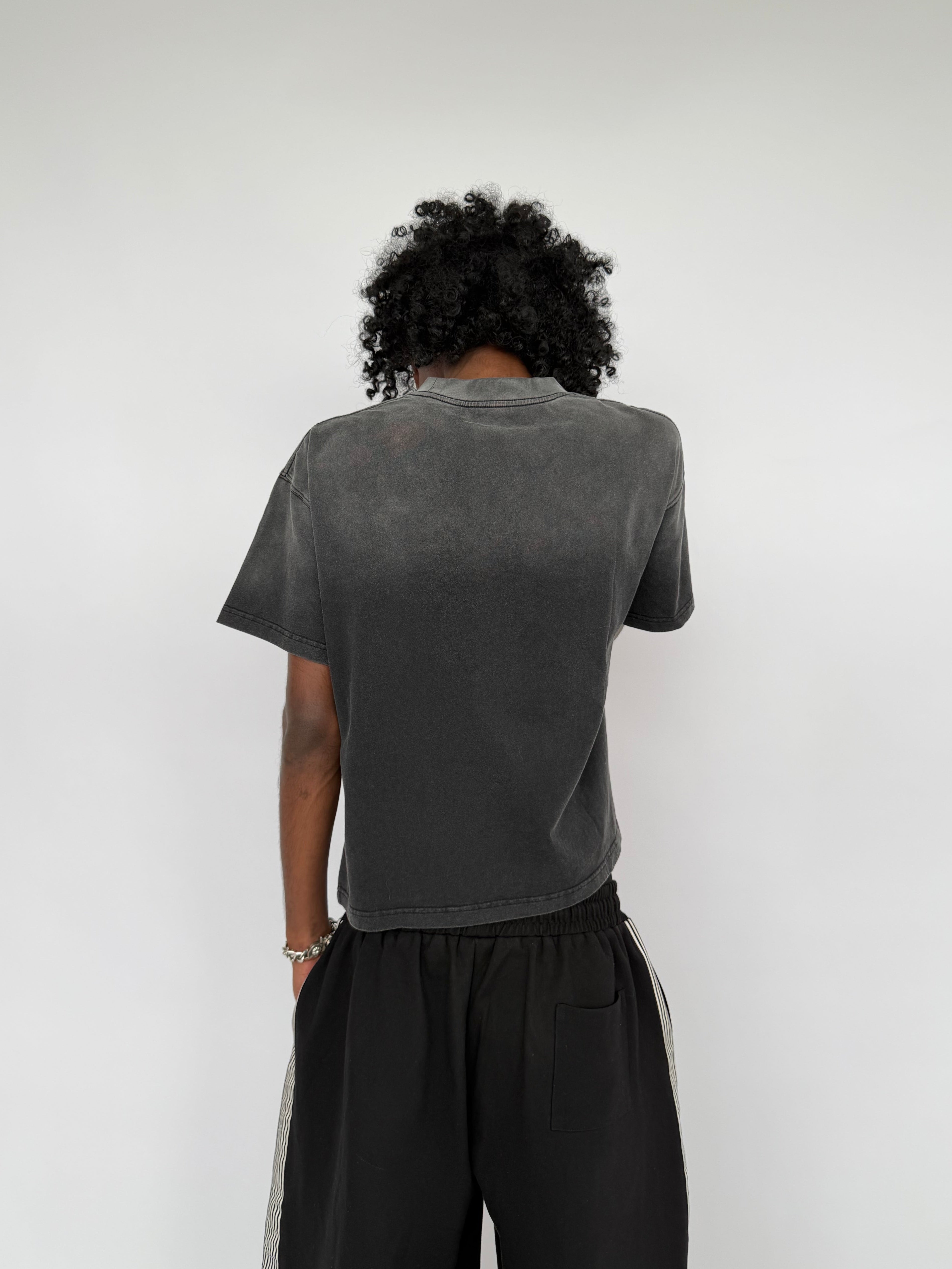 INTIMACY WASHED GRAPHIC TEE